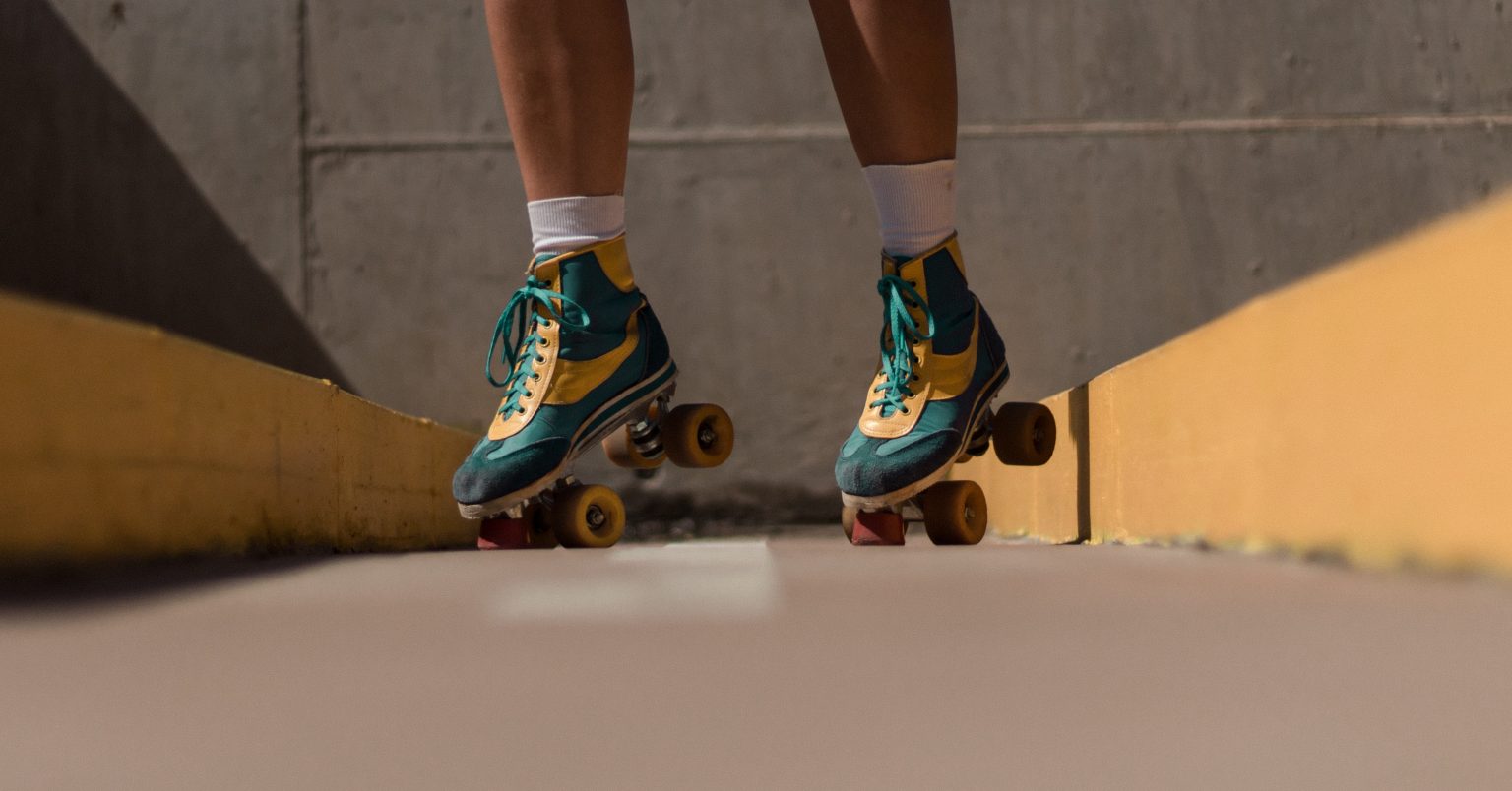 Roller Skating vs. Rollerblading Which Is Right For You? Rainbow Rink